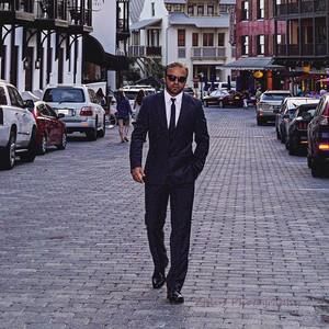 Meet your Posher, Adam